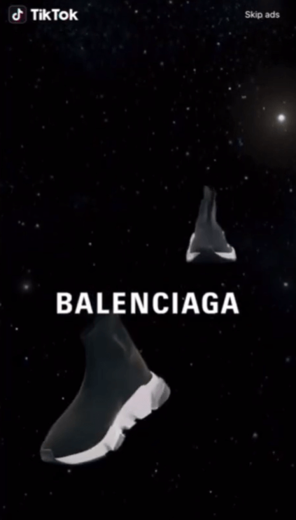 contoh iklan balenciaga di tiktok